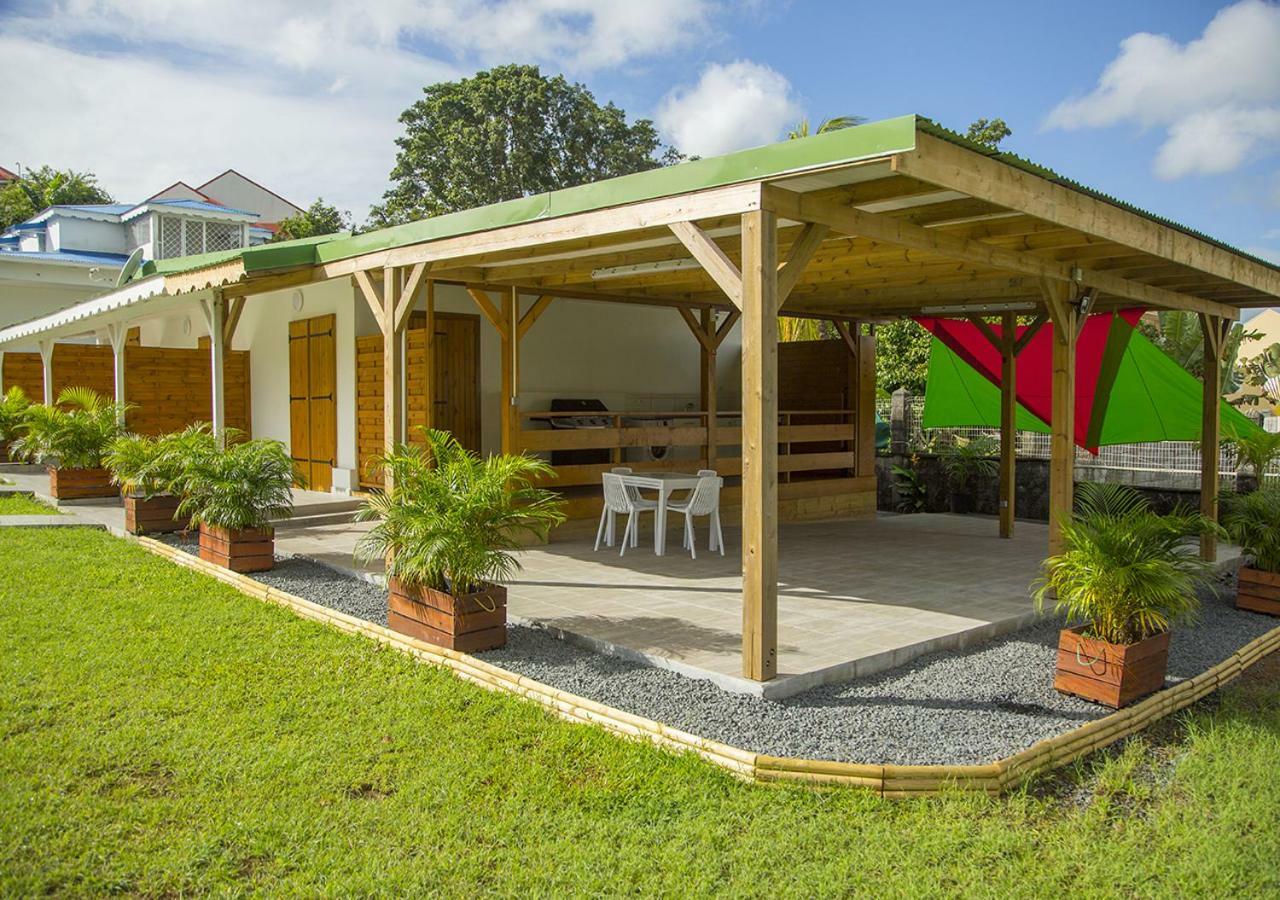 Gite Hibiscus Destrellan Baie-Mahault Exterior photo